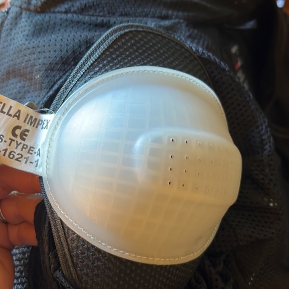 Motorcycle Air Flow Breathable Armor Jacket. Great condition. Unisex - Picture 6 of 14